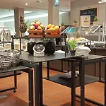 ホテル Trans World Kranichhoehe 4*