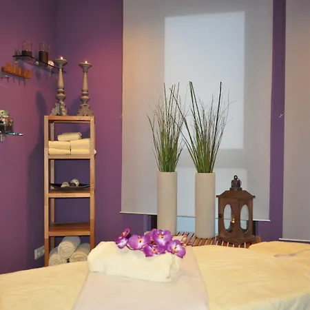 Trans World Kranichhoehe Hotel 4*