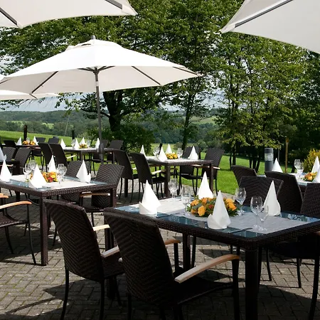 Trans World Kranichhöhe Hotel Much