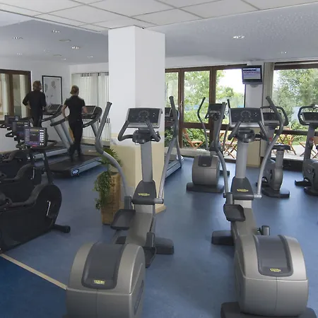 Trans World Kranichhöhe Much