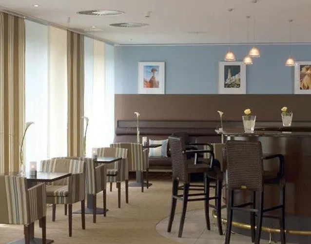 Trans World Kranichhoehe 머치