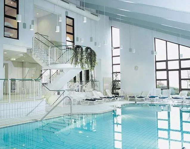 Trans World Kranichhoehe Hotel