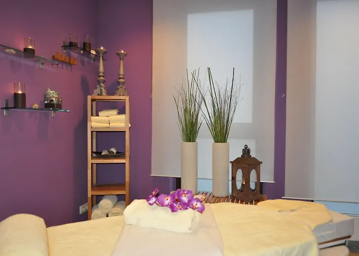 Trans World Kranichhoehe Hotel 4*